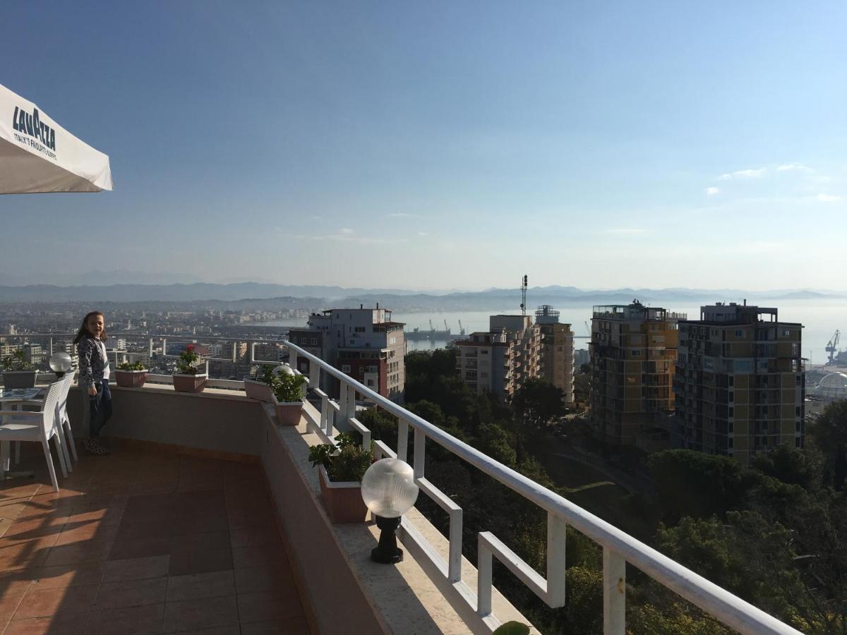 Jozi Kaiser Apartment 1 Durres Exterior photo