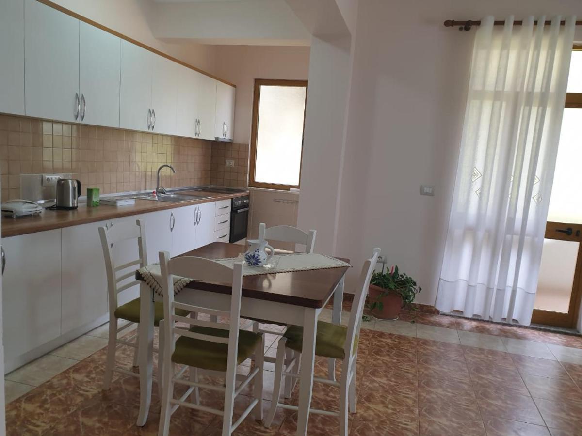 Jozi Kaiser Apartment 1 Durres Exterior photo